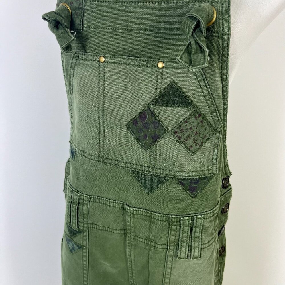 NWOT Anthropologie Pilcro Wanderer Patchwork Overalls Size 29 Green Cotton Blend - Picture 11 of 14